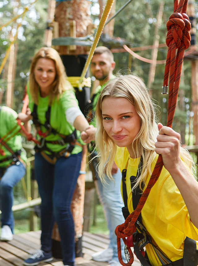 Team building outdoor: esperienze avventurose per unire e motivare il tuo team