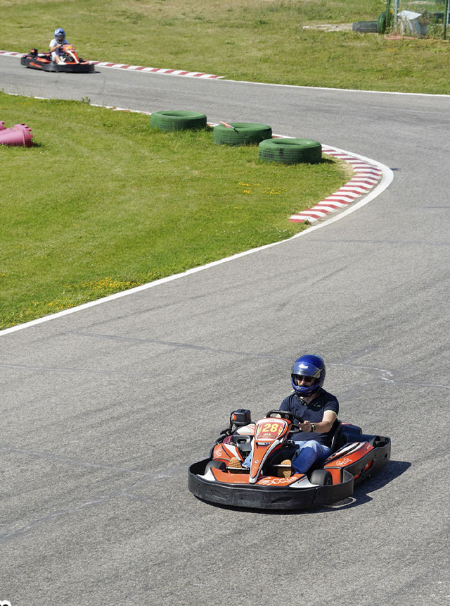 5 idee di team building aziendale per rafforzare il tuo team